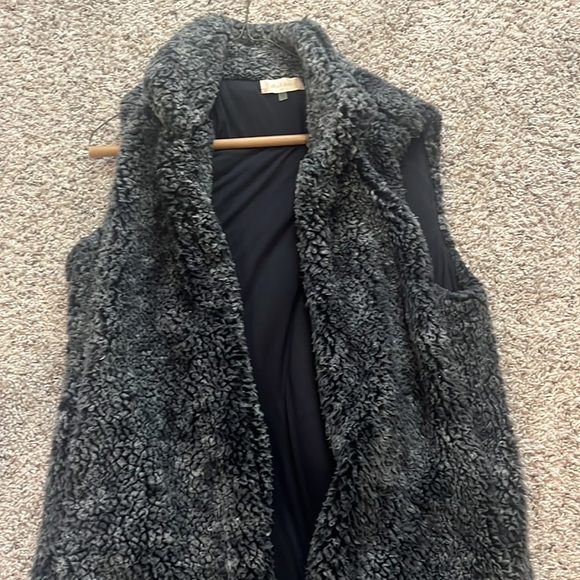 Altrd state teddy vest - Picture 2 of 4